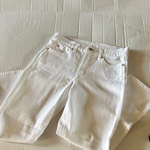 GAP Women’s White Straight Leg Petite